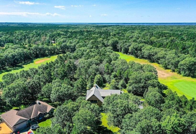 Nekoosa Golf Course Retreat W/ Hot Tub!