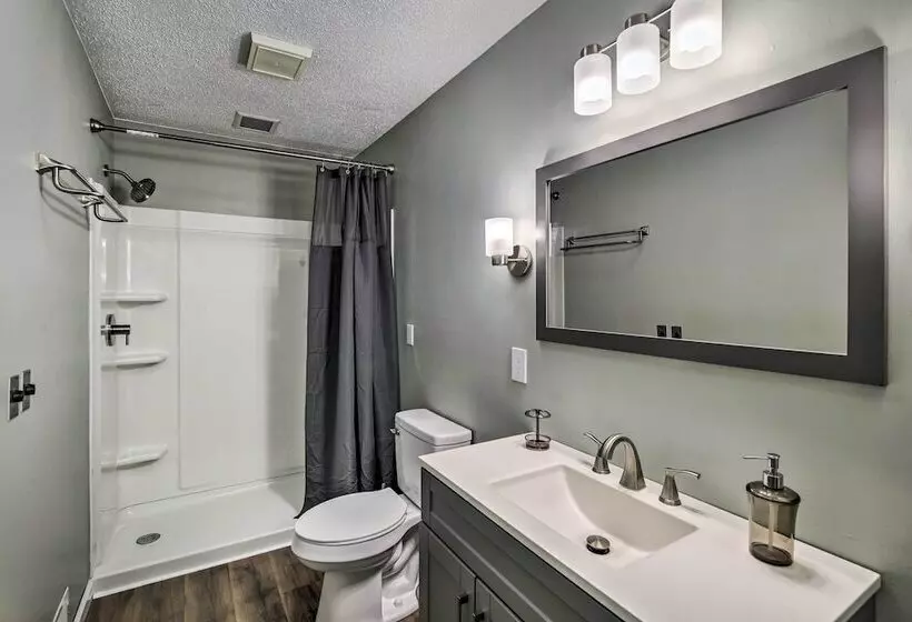 Peaceful Cottage W/ Mtn View Near Atv Trails!