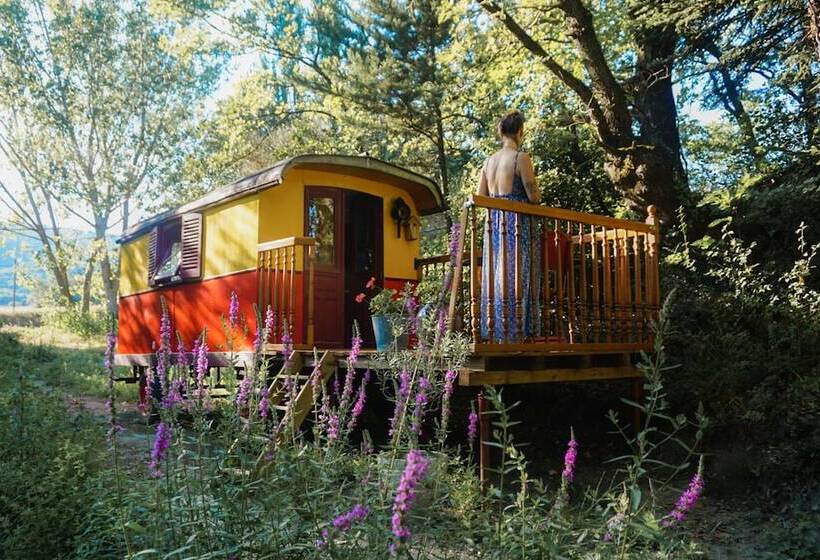 بنسيون Roulotte Et Gite En Drome Provencale