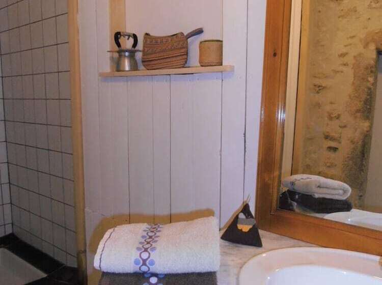 بنسيون Roulotte Et Gite En Drome Provencale