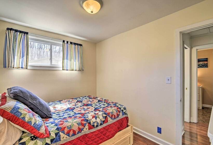 Pet Friendly Cabin W/ Dock On Claytor Lake!