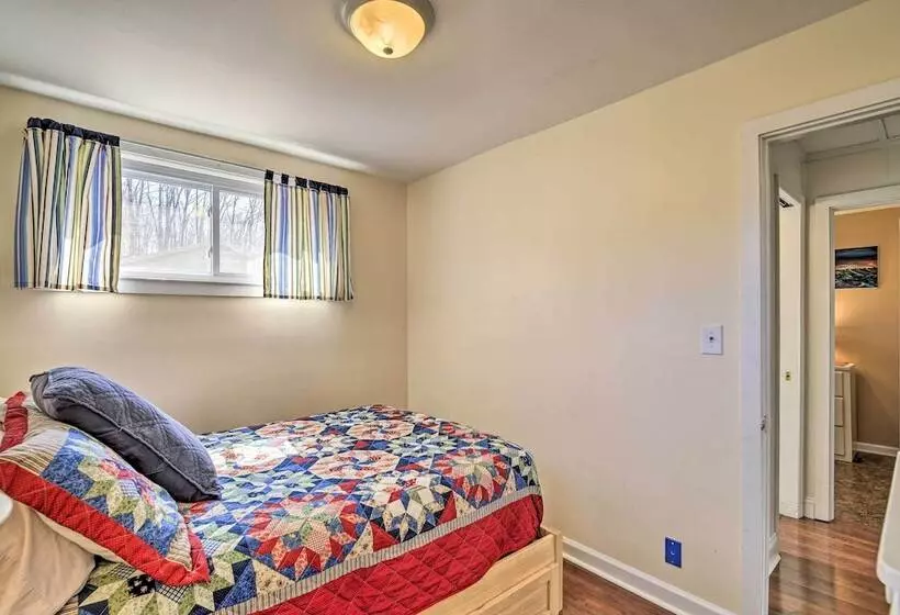 Pet Friendly Cabin W/ Dock On Claytor Lake!