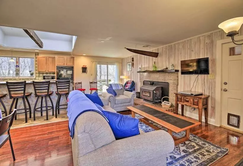 Pet Friendly Cabin W/ Dock On Claytor Lake!