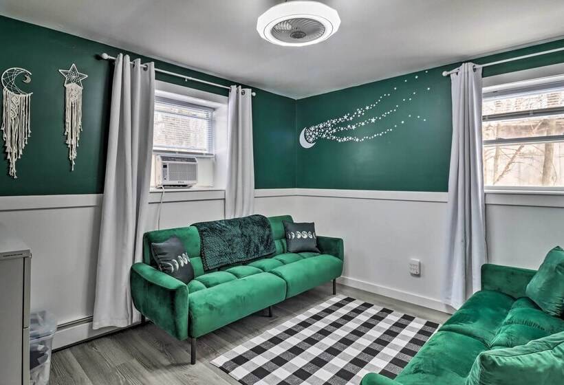 Pet Friendly Long Pond Home W/ Fire Pit!