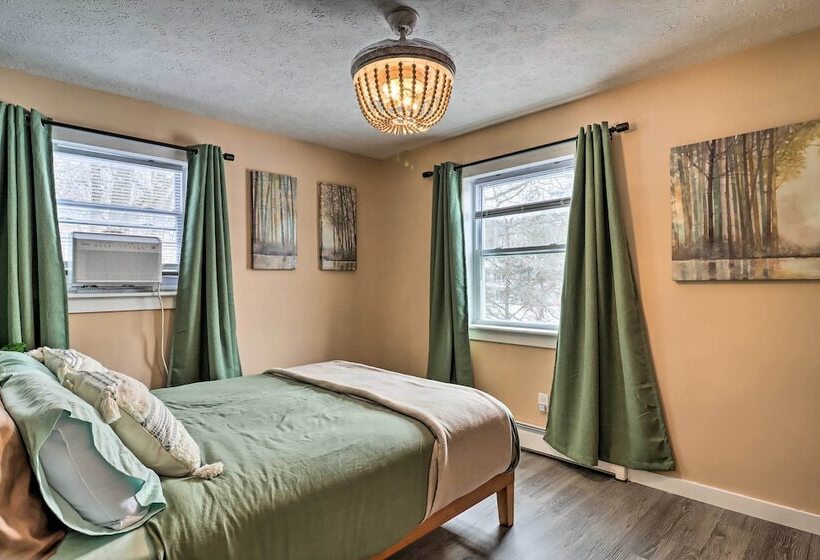 Pet Friendly Long Pond Home W/ Fire Pit!