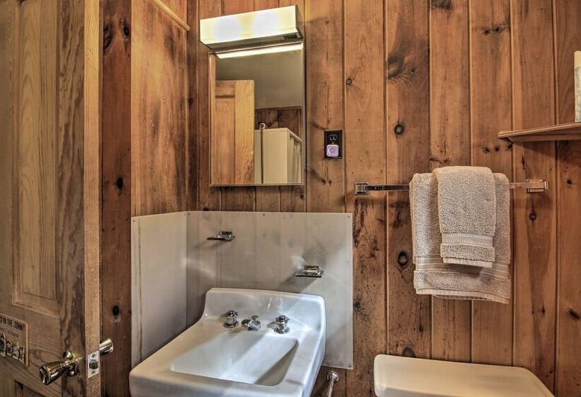 Private Island W/ 2 Cottages On Kezar Lake!