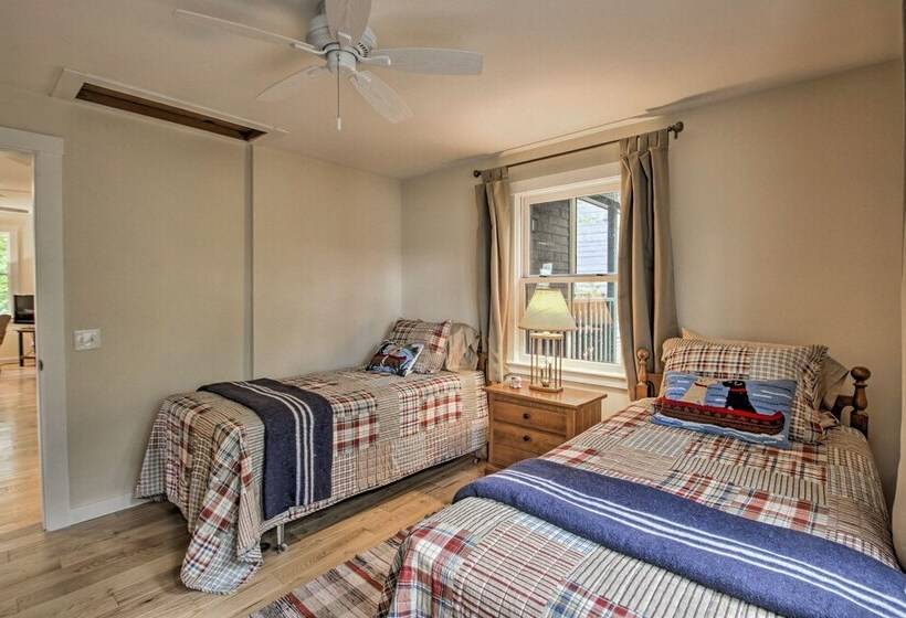 Private Island W/ 2 Cottages On Kezar Lake!