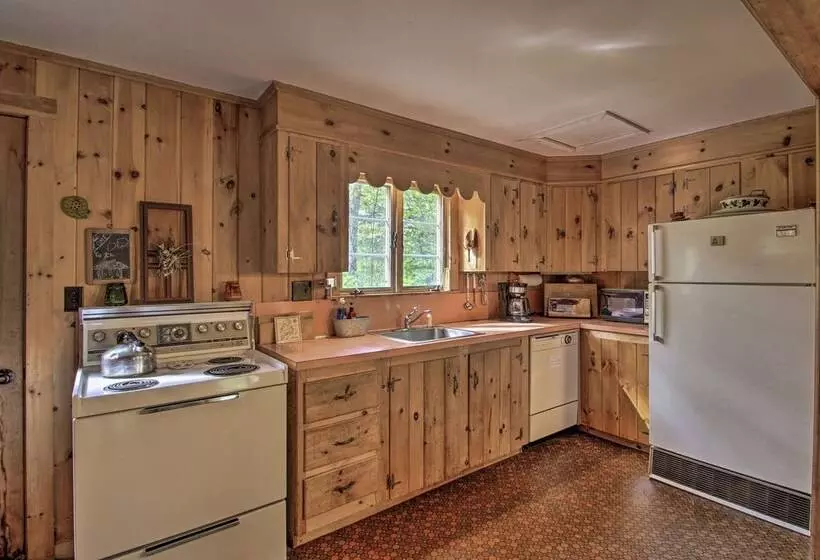 Private Island W/ 2 Cottages On Kezar Lake!