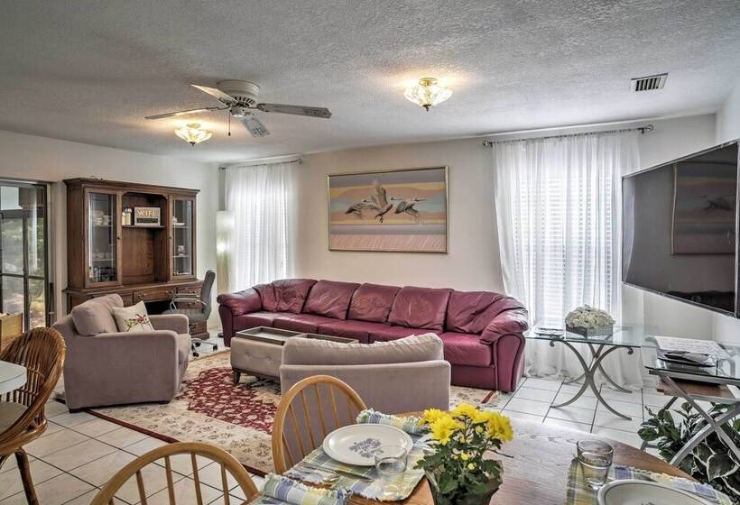 Spacious Central Florida Home: Family Friendly!