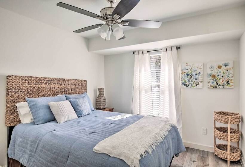 ~ 12 Mi To Dtwn: Dallas Area Suburban Home W/ Yard