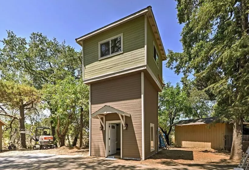 Remodeled & Cozy Gilroy Guest House Near Downtown!