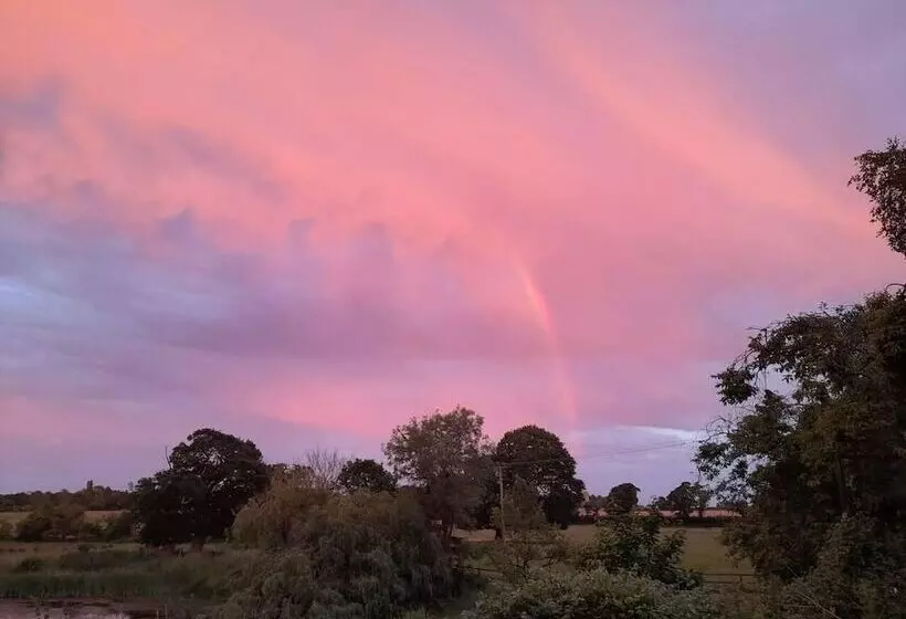 Residenssi Simple Coastal Luxury Near Southwold Sleeps 10