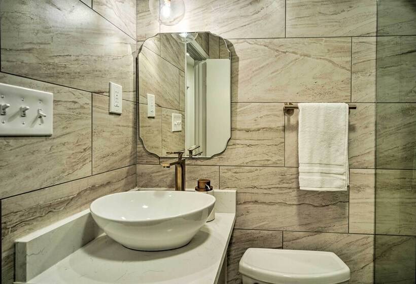 Residential Baton Rouge Vacation Rental!