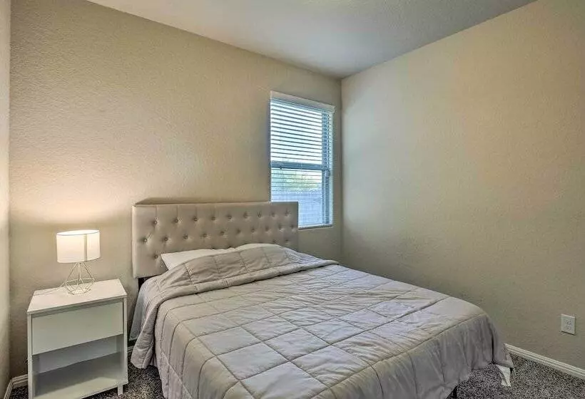 San Antonio Home W/ Yard ~ 8 Mi To Lackland!