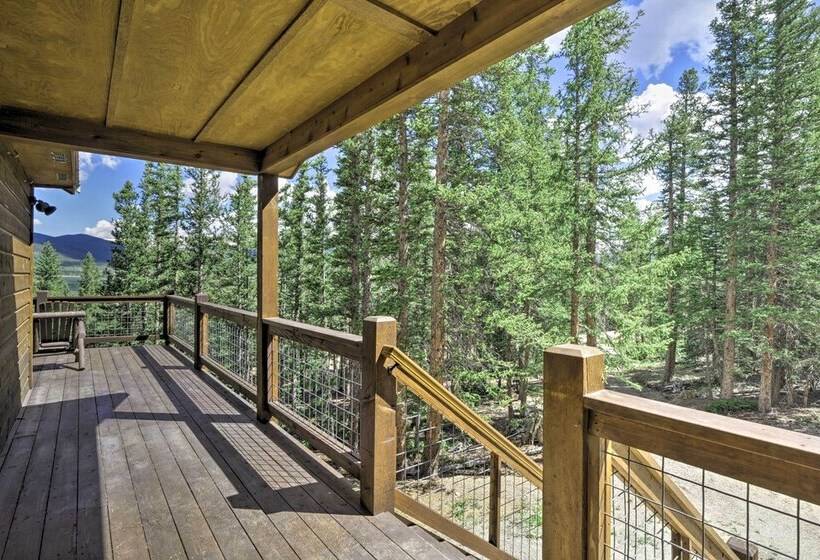 Spacious Cabin W/ Views & Deck Near Jefferson Lake