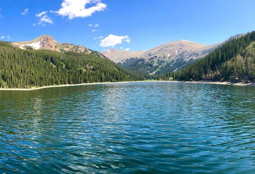 Spacious Cabin W/ Views & Deck Near Jefferson Lake