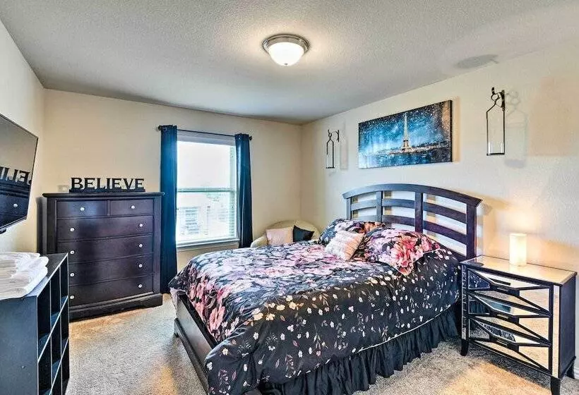Spacious Ennis Home W/ Huge Family Backyard!