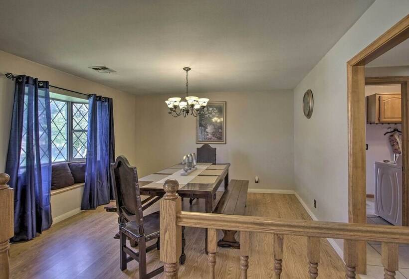 Spacious Lancaster Family Ranch Bbq & Patio