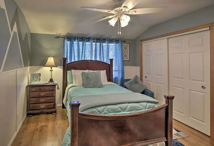 Spacious Lancaster Family Ranch   Bbq & Patio