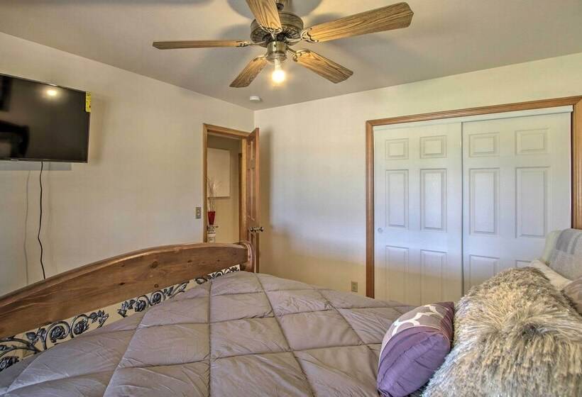 Spacious Lancaster Family Ranch Bbq & Patio