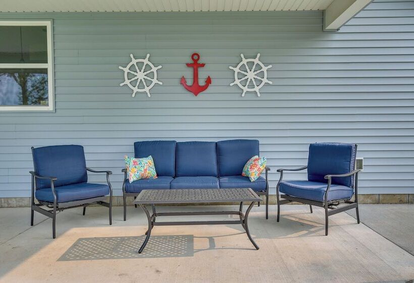 Stunning Waterville Home On Tetonka Lake!