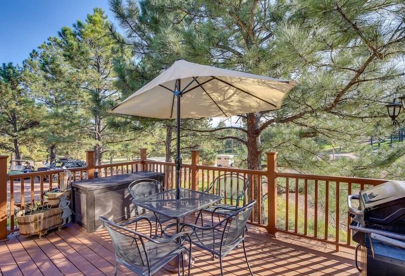 Sundance Cabin Tiny Home Near Mt Rushmore!