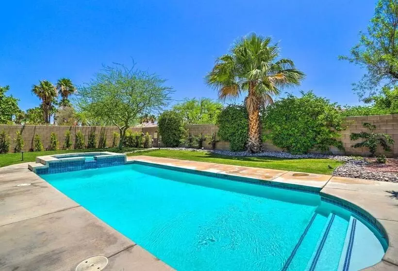 Updated & Modern Palm Desert Hideaway W/ Pool