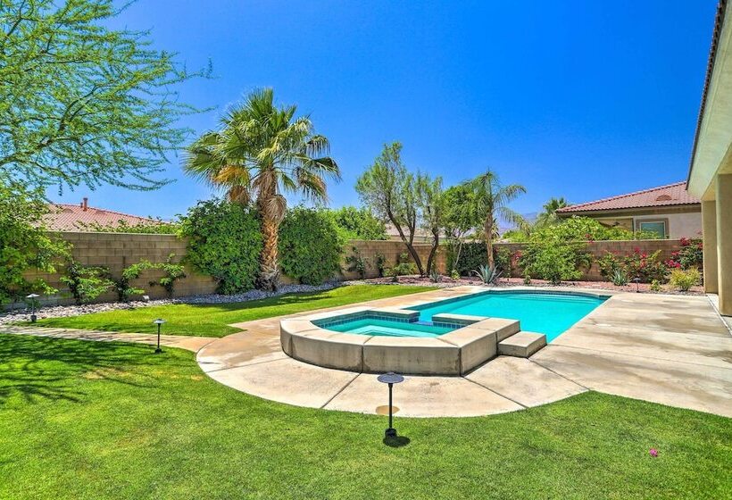 Updated & Modern Palm Desert Hideaway W/ Pool