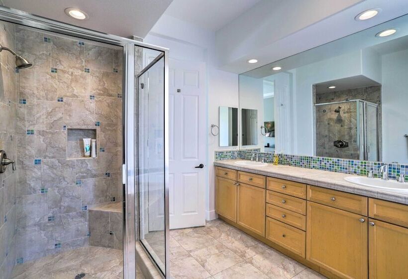 Updated & Modern Palm Desert Hideaway W/ Pool