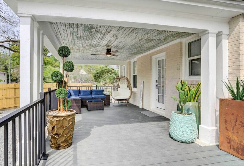 Updated Tallahassee Home ~ 1 Mi To Downtown!