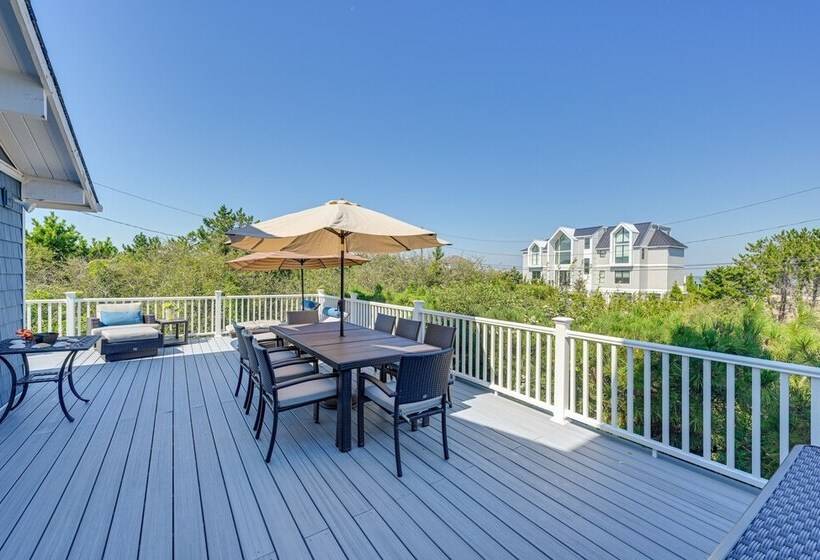 Westhampton Beach Home W/ Deck + Ocean Views!