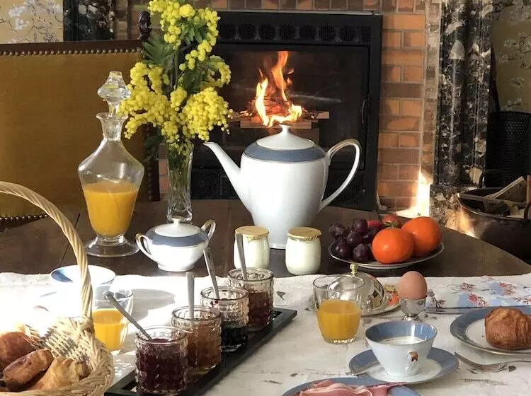 Aamiaismajoitus (B&B) Maison De Midi