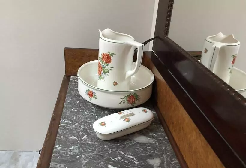 Aamiaismajoitus (B&B) Maison De Midi