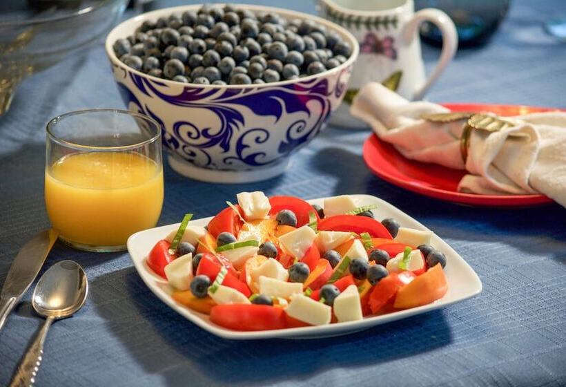 مبيت وإفطار St Francis Cottage