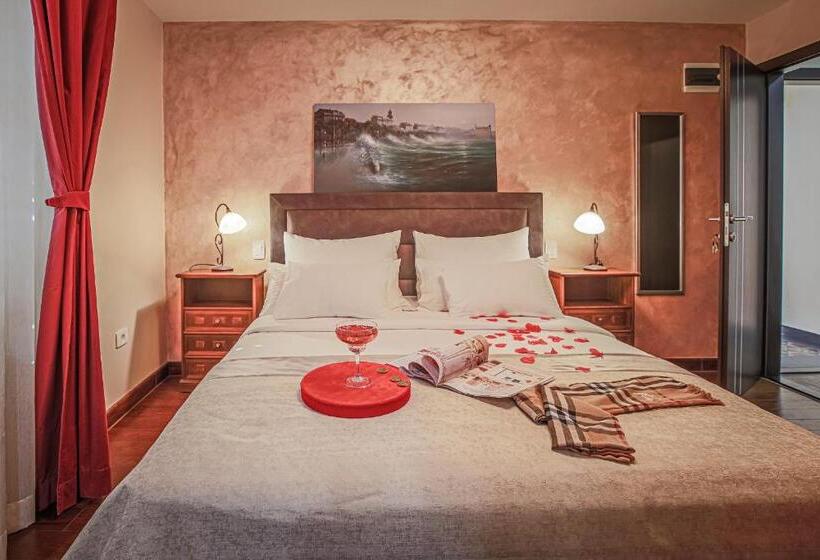 مبيت وإفطار Theatre Luxury Rooms