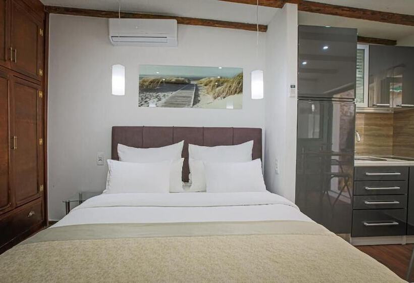 مبيت وإفطار Theatre Luxury Rooms