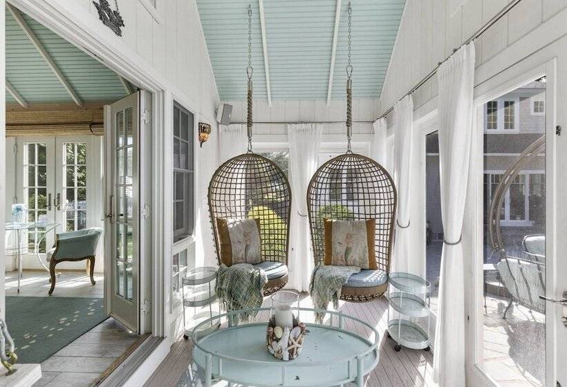Glamorous Cabana