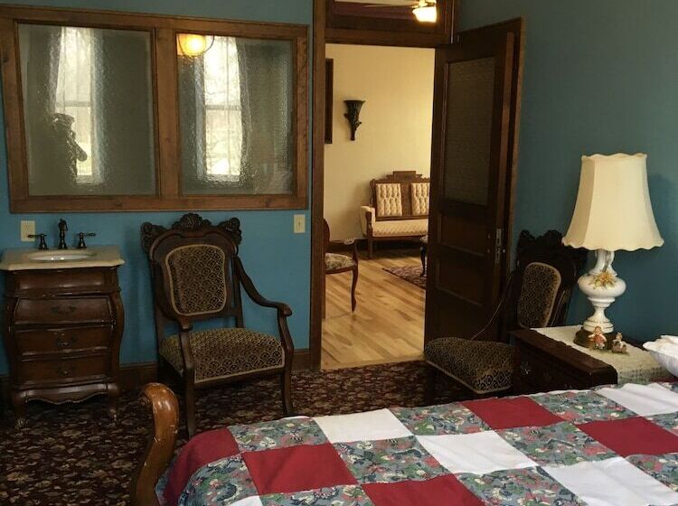 فندق Cambridge Inn On Main