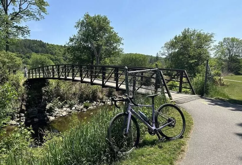 Hotelli Eagle Ridge Treehouse