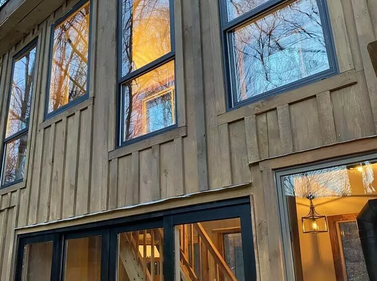 Hotelli Eagle Ridge Treehouse