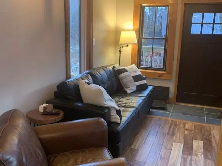 Hotelli Eagle Ridge Treehouse