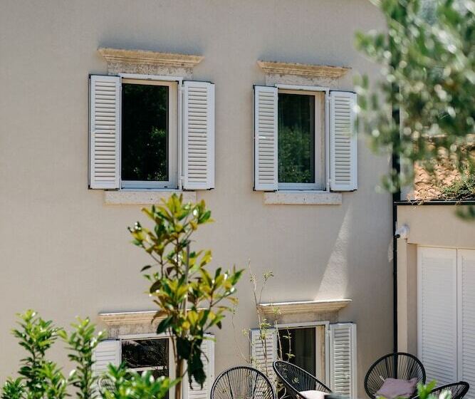 فندق Kala Luxurys By Duhomes