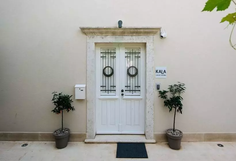 هتل Kala Luxurys By Duhomes