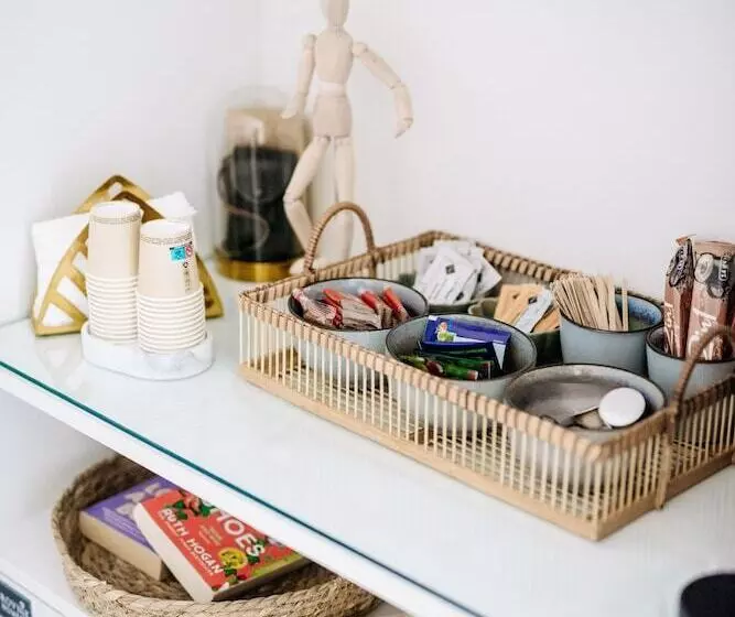 هتل Kala Luxurys By Duhomes