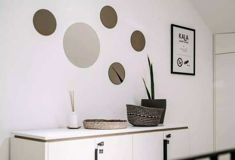 هتل Kala Luxurys By Duhomes