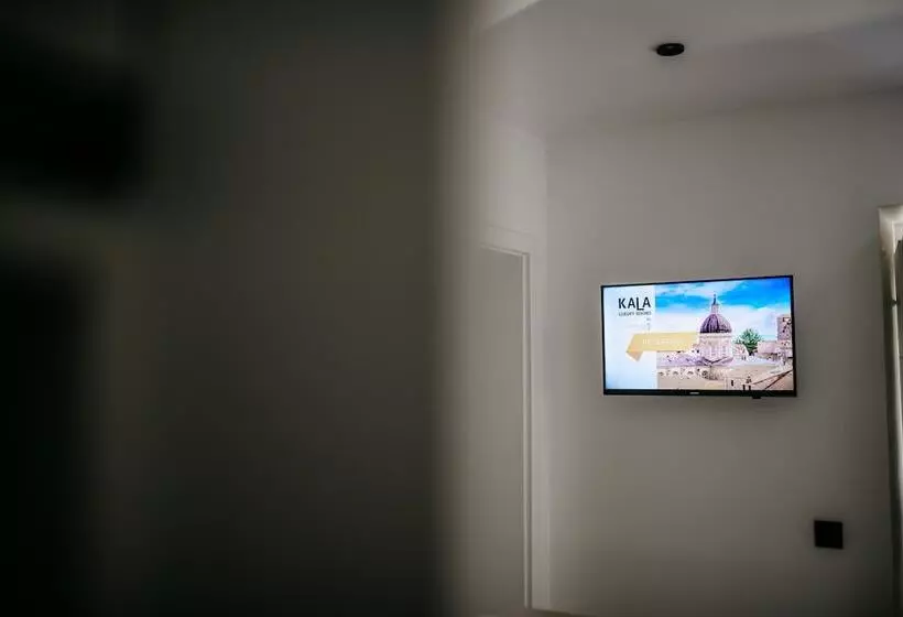 هتل Kala Luxurys By Duhomes