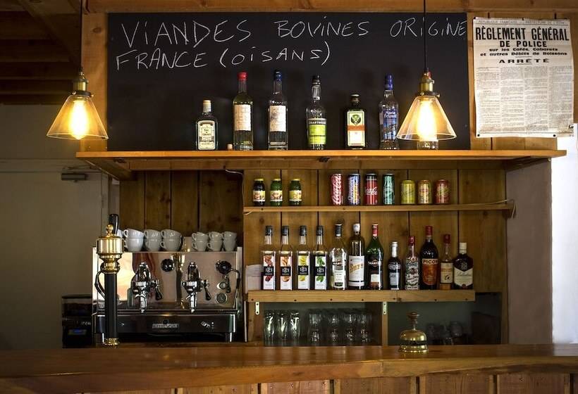 Отель Le Champ De Pin