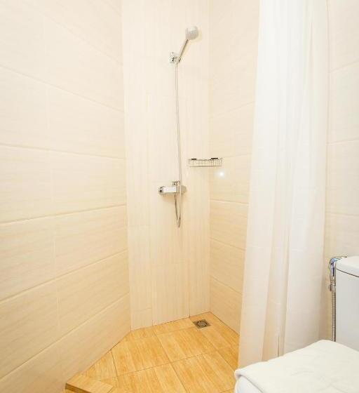 Otel Lintas Platinum