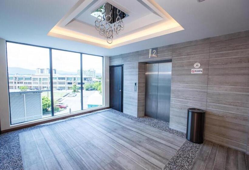 Otel Lintas Platinum