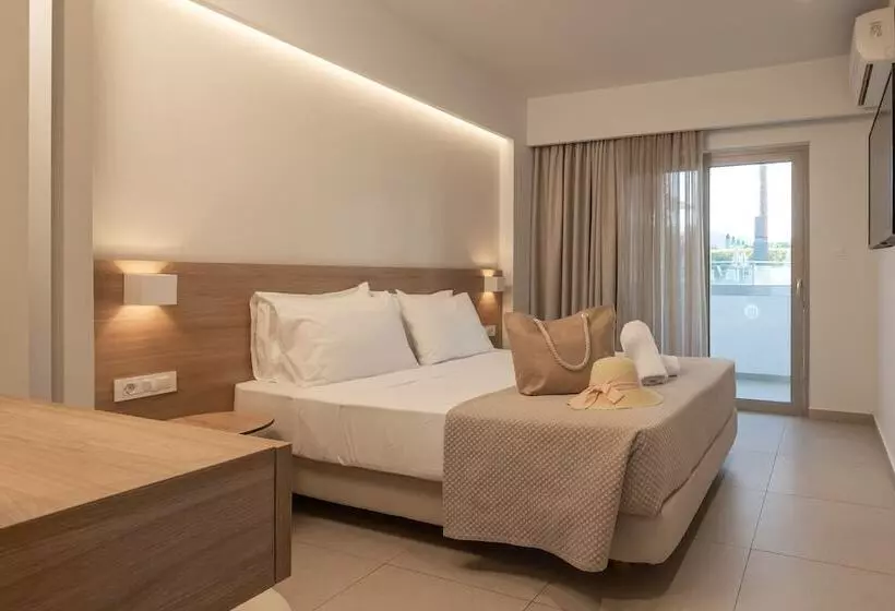 ホテル Mythos Suites